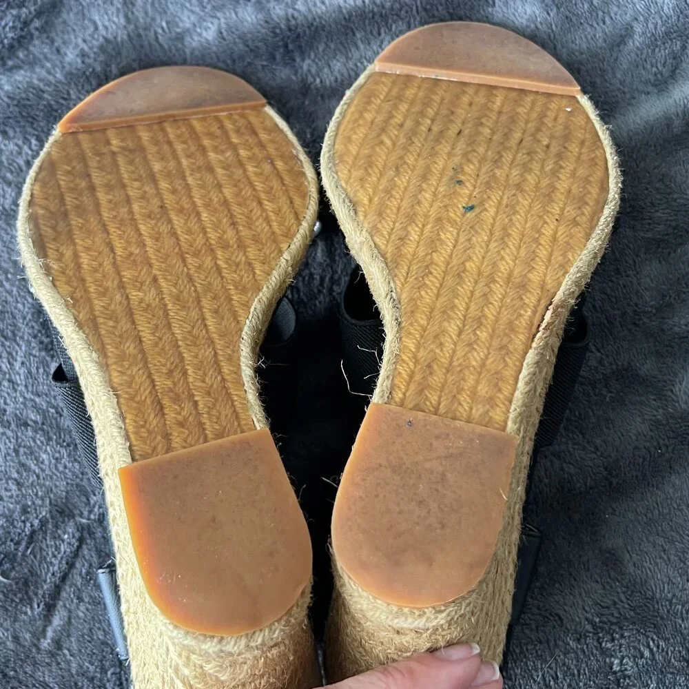 Tahari Wiley‎ Wedge Espadrille Sandal in Back Ladies Size 9.5